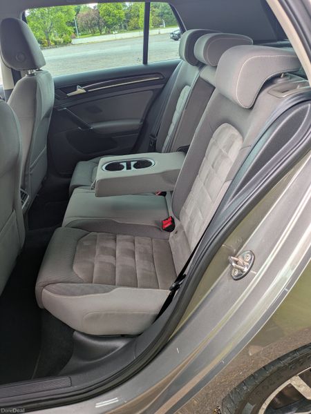 Volkswagen Golf Highline/ NEW NCT 08/27 388052730