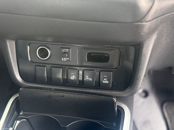 2018 Mitsubishi Oulander Phev G / Premium Package 388075044