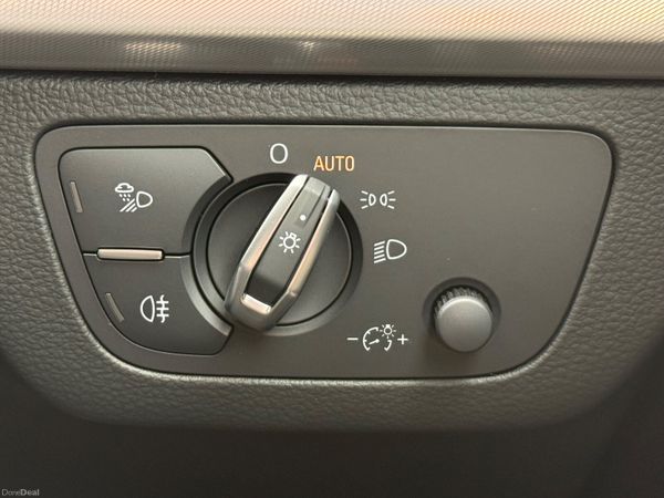 Now Reserved! *90,000kms* Immaculate 201 Audi Q5! 388092172