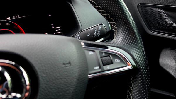 🔥 2019 Skoda Karoq SportLine 1.6TDI 388094790