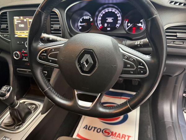 2019 RENAULT MEGANE 388095260
