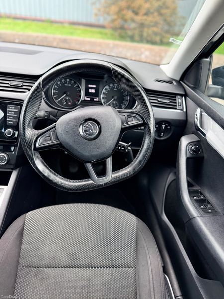 🔴 High Spec Skoda Octavia 2015 388003528