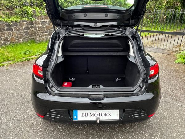Renault Clio 1.2 petrol. 388007788