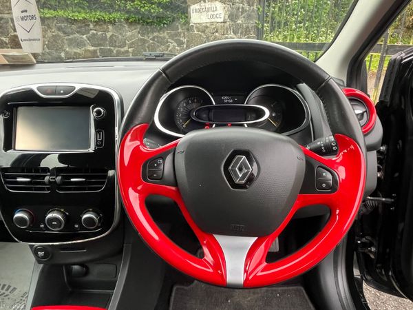 Renault Clio 1.2 petrol. 388007794