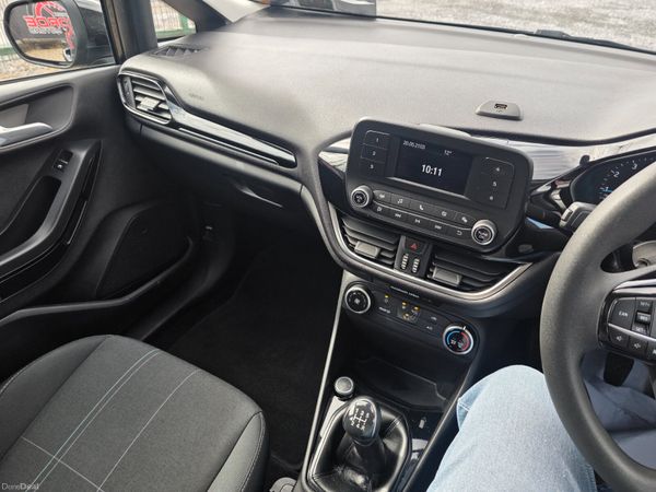 Ford Fiesta 2018 388013134