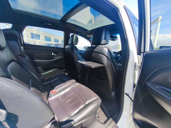 Kia Carens1.7 Platinum CRDi, 7 Seater, New Nct 388018182