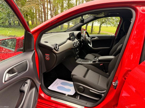 Mercedes-Benz B-Class 2016 Auto 388034586