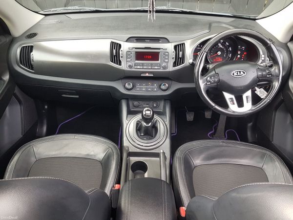 LOW MILEAGE SPORTAGE .. LEATHER..NCT TODAY 388038784