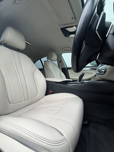 BMW 520d G30 SE 211 388039852