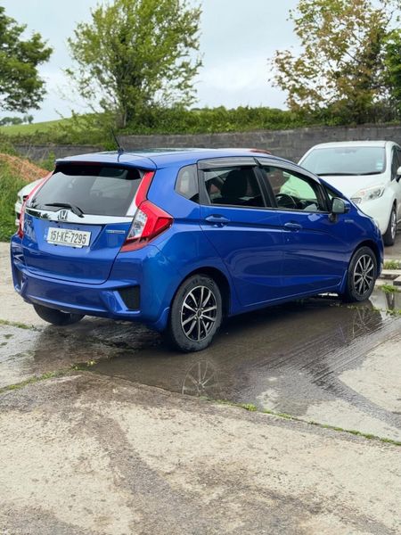 Honda Fit 1.5 Hybrid Auto 76000kms 2015 388143864