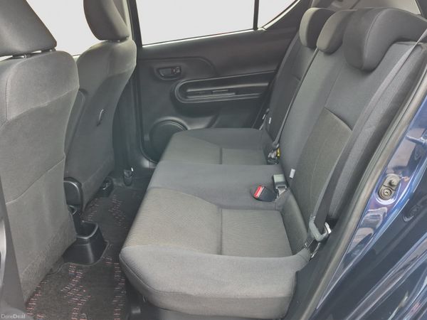 2017 TOYOTA AQUA 1.5 HYBRID AUTO **FINANCE** 388143924