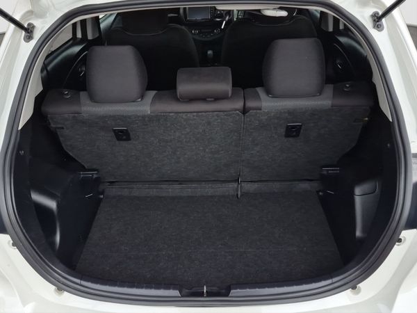 2019 TOYOTA VITZ 1.5 PETROL HYBRID AUTO *FINANCE* 388144352