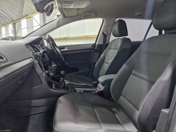 2017 Volkswagen Golf Comfortline 1.6 TDi 115 Bhp 388160866