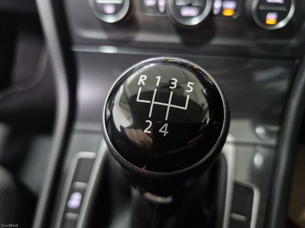2017 Volkswagen Golf Comfortline 1.6 TDi 115 Bhp 388160810