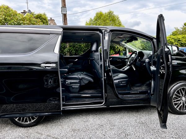 19 Toyota Alphard Hybrid Executive E-Four 4WD 388167168