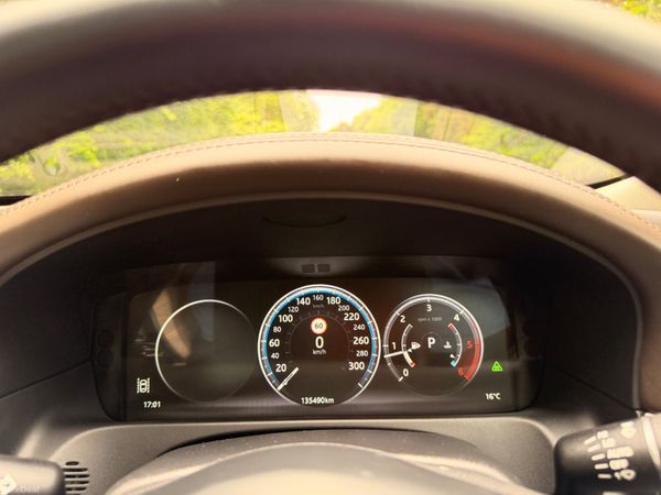 Jaguar XF 2016 Portfolio Diesel Sunroof 388190040