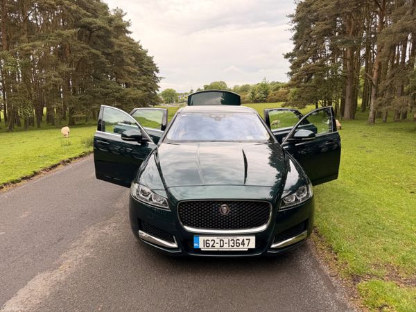 Jaguar XF 2016 Portfolio Diesel Sunroof 388190102