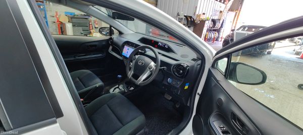 2018 Toyota Aqua - Beautiful color - Low milage 388196420