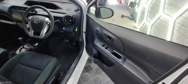 2018 Toyota Aqua - Beautiful color - Low milage 388196424