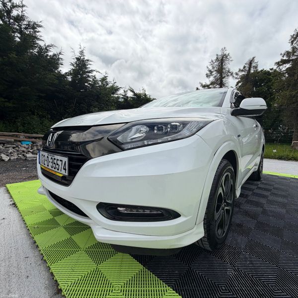 Honda Vezel 2017 Hybrid Low Mileage 388100000