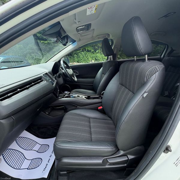 Honda Vezel 2017 Hybrid Low Mileage 388100012
