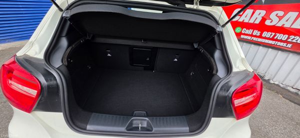 Mercedes Benz A class low Millage 388261512