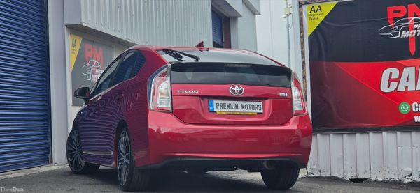 Toyota prius Hybrid 388275152