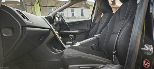 Volvo XC60 AA APPROVED 388295428
