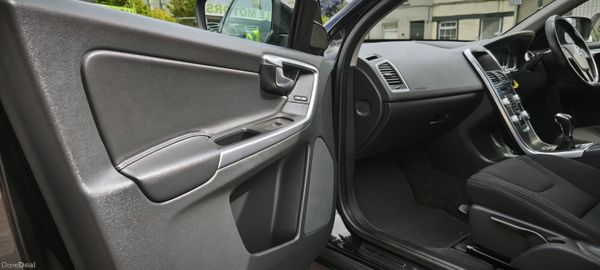 Volvo XC60 AA APPROVED 388295432
