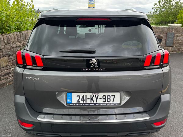 2024 Peugeot 5008 Auto Petrol Hybrid only 29000kms 388231884
