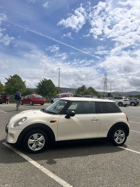 MINI 2015 1.2 PETROL AUTOMATIC 388236300
