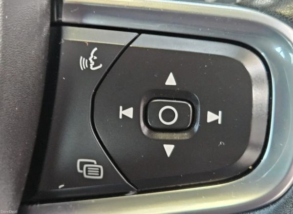 2021 Volvo XC40 1.5 Petrol Plug in Hybrid 388365854