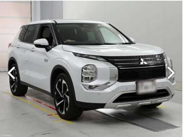 2023 Mitsubishi Outlander 2.4 Plug in hybrid 388368056