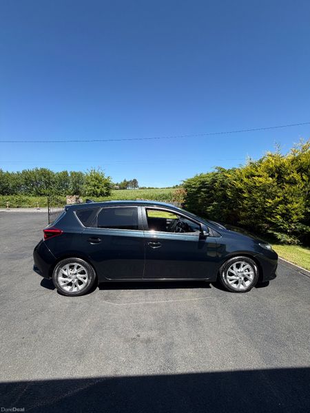 162 Toyota Auris Business Edition 1.6 Diesel 388369232
