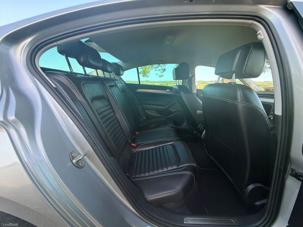 Volkswagen Passat 2021 Elegance 2.0 TDI 388389158