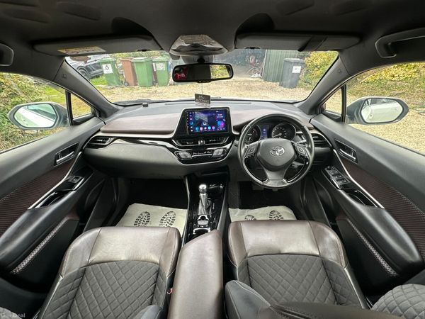 TOYOTA C-HR 2019 40904 KM  ONLY🔥 388394048