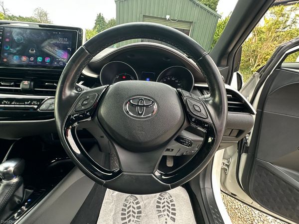 TOYOTA C-HR 2019 40904 KM  ONLY🔥 388394050