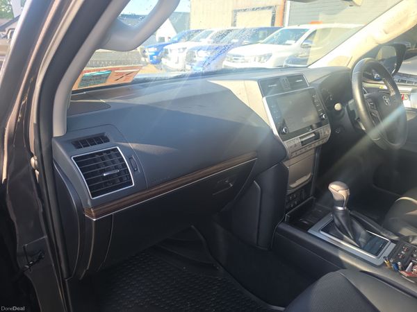 Toyota Land Cruiser Passenger 2024 388394840