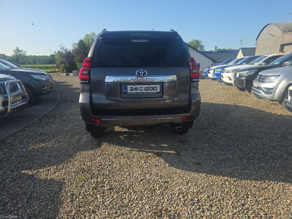 Toyota Land Cruiser Passenger 2024 388394836