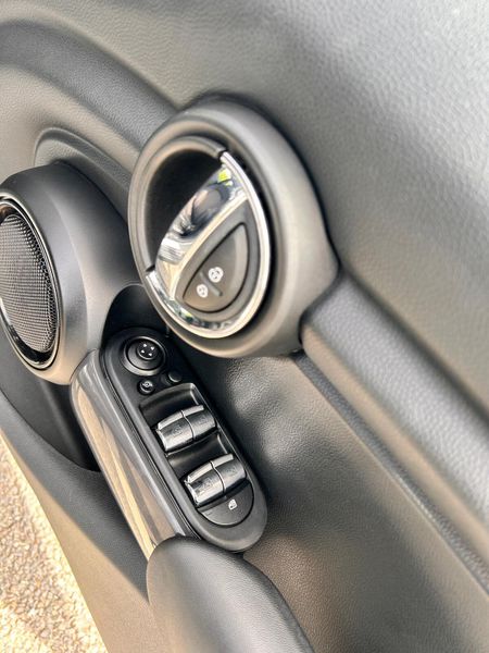 MINI 2018 1.2 PETROL AUTOMATIC 388305926