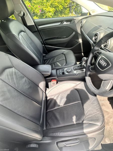 AUDI A3 SALOON 2015 AUTO 388309400