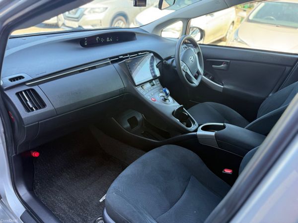 2015 Toyota Prius Hybrid Automatic 388442430