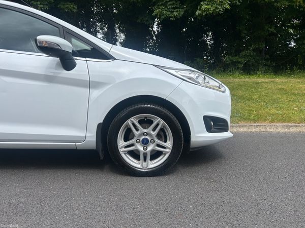 Ford Fiesta 2015 (NCT 06/27. TAX 01/27) 388485978