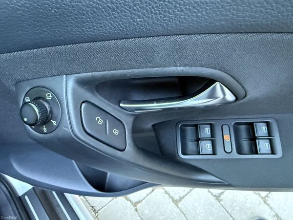 Volkswagen Polo 2013 388489952