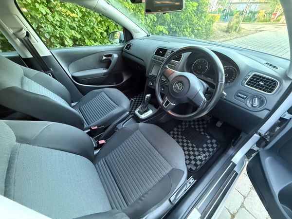 Volkswagen Polo 2013 388489932