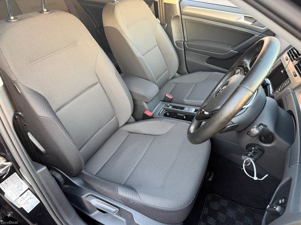 Volkswagen Golf 2015 388490054