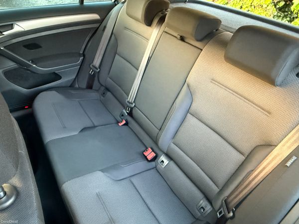 Volkswagen Golf 2015 388490068