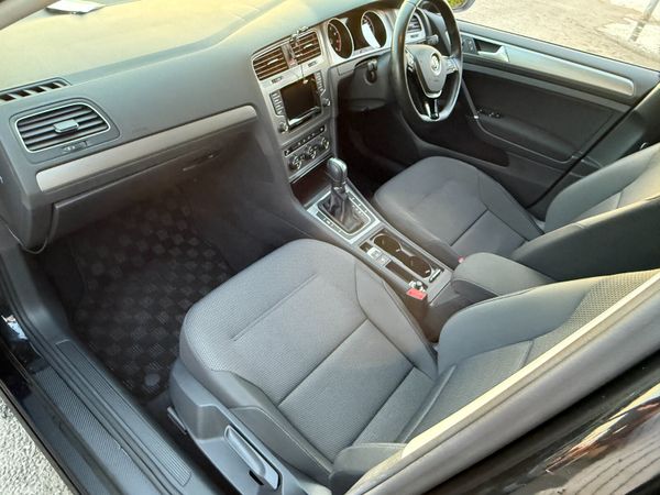 Volkswagen Golf 2015 388490074