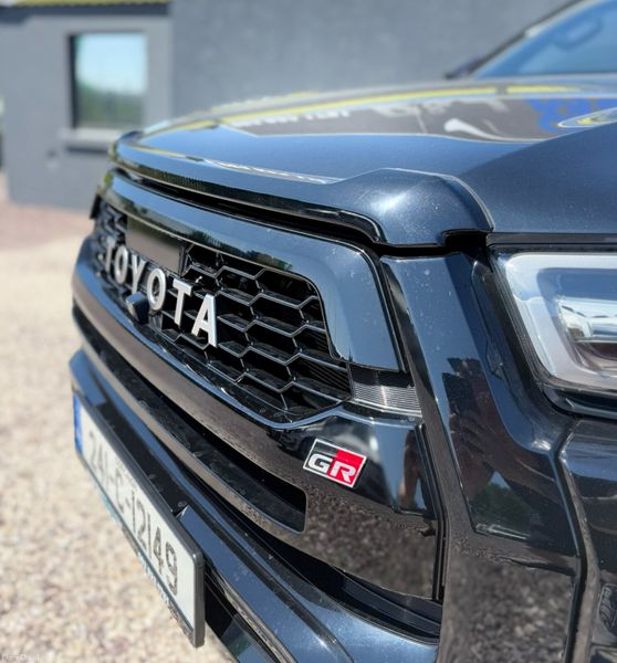Toyota Hilux GR Sport Automatic 2024 388491684