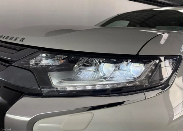 2018 Mitsubishi Outlander 2.0 Petrol Plug in Hybri 388401276